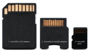 scheda micro SD e annessi adattatori